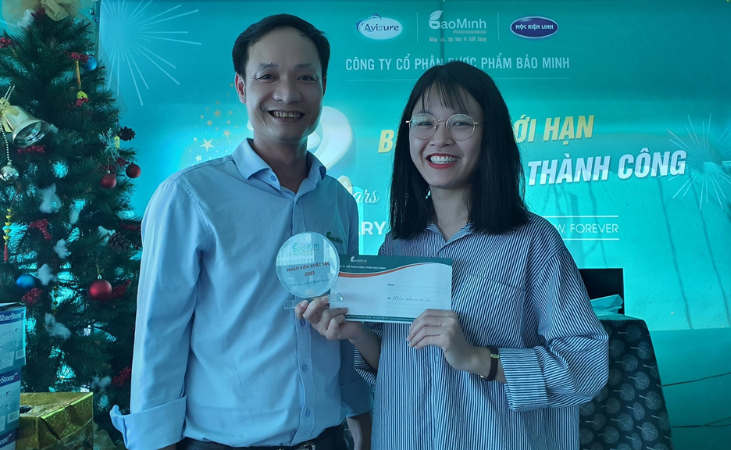 Trần thị Trang - Nhân viên Marketing xuất sắc nhất 2022